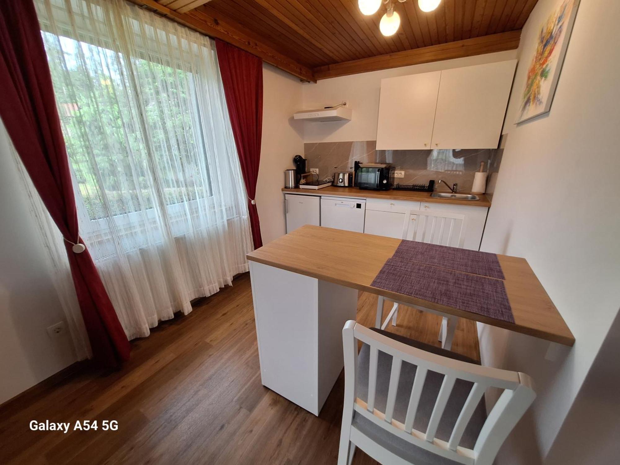 Apartment Petek Блед Екстер'єр фото
