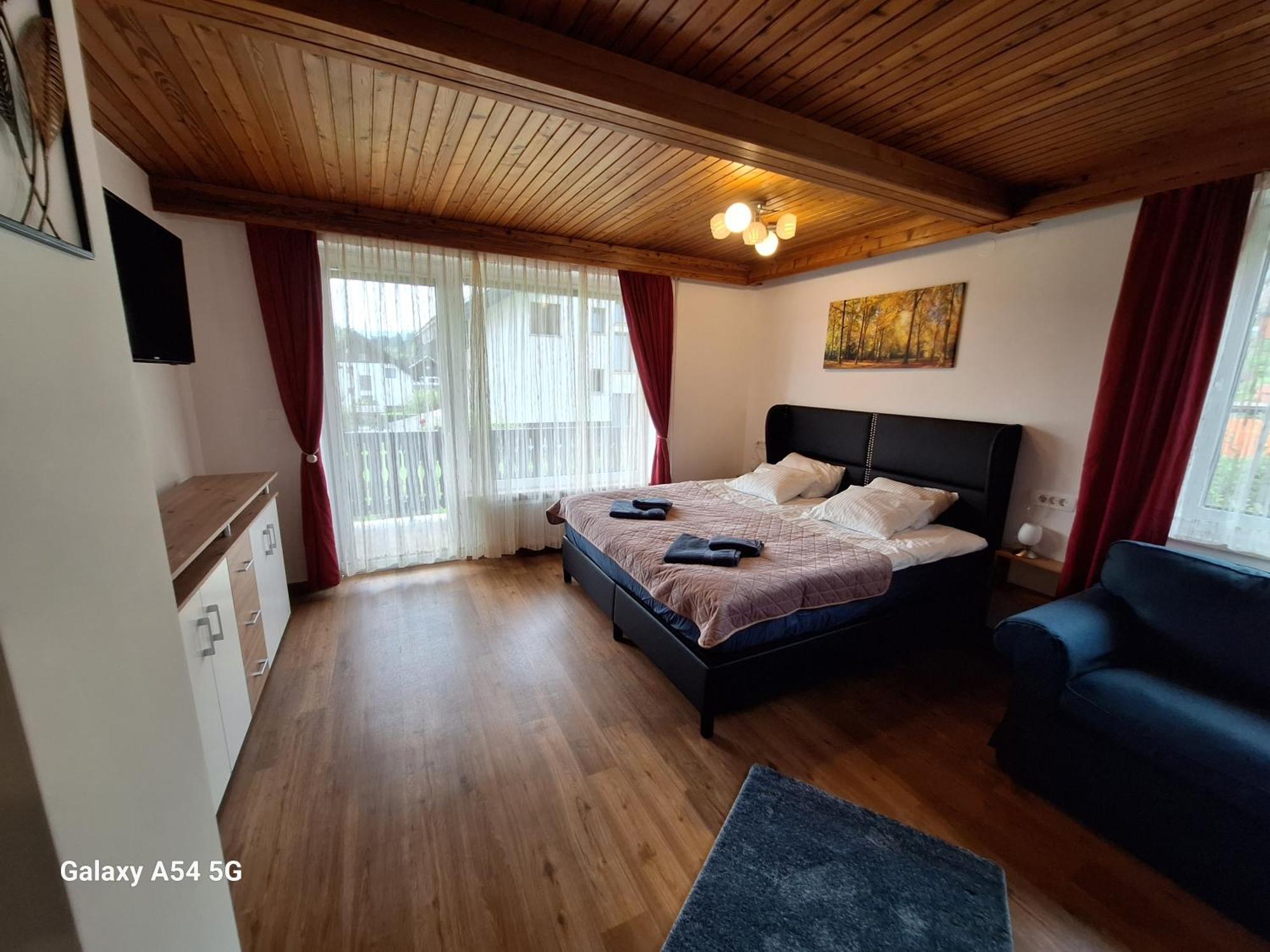 Apartment Petek Блед Екстер'єр фото