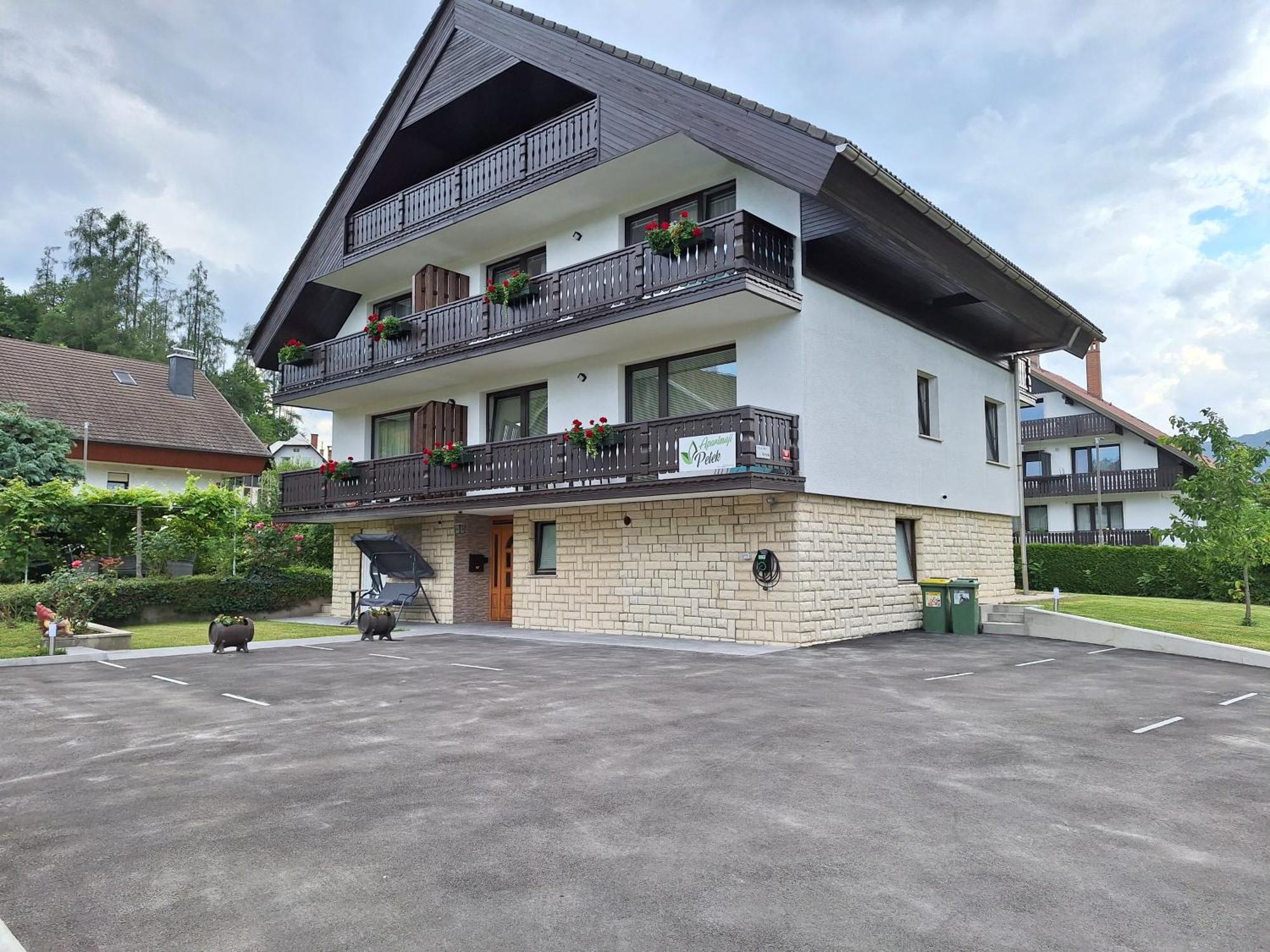 Apartment Petek Блед Екстер'єр фото